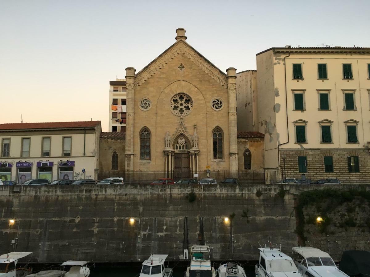 L'Ora Delle Streghe B&B Centralissimo Livorno Exterior photo